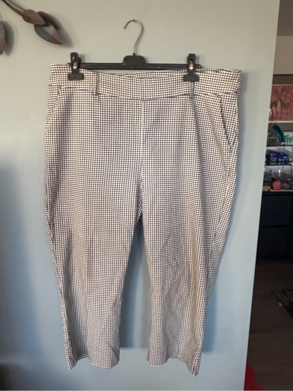 Women’s Black & White Gingham Capris - Tailored Stretch Fit